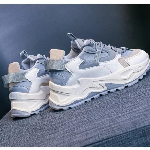 New Women's low-top lace-up running shoes sneakers Size 8 - Picture 5 of 7